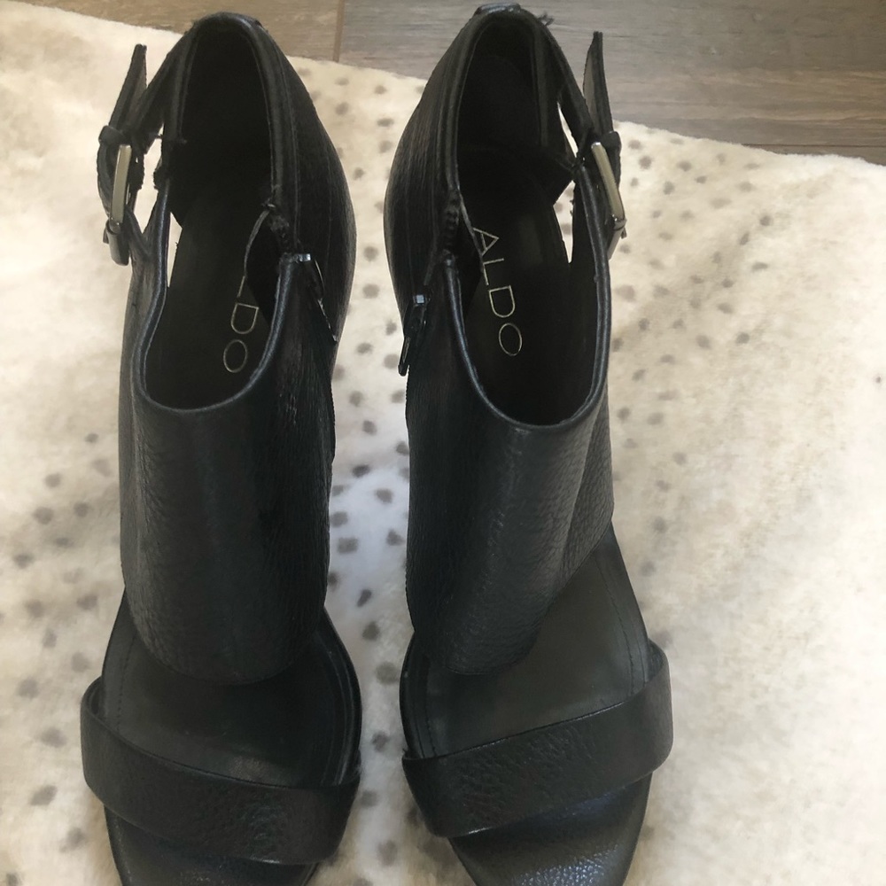 Aldo size 8 high heels